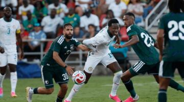 السعودية تتعادل سلبيا مع السنغال في الودية الأخيرة قبل كأس العالم
                                                
                                                
                                                    10/06/2026 06:19 م
                                                
                                                
                                                    تعادلت السعودية سلبياً مع عشرة من لاعبي السنغال اليوم الأربعاء في المباراة الودية الأخيرة للمنتخبين قبل انطلاق كأس العالم FIFA 2026