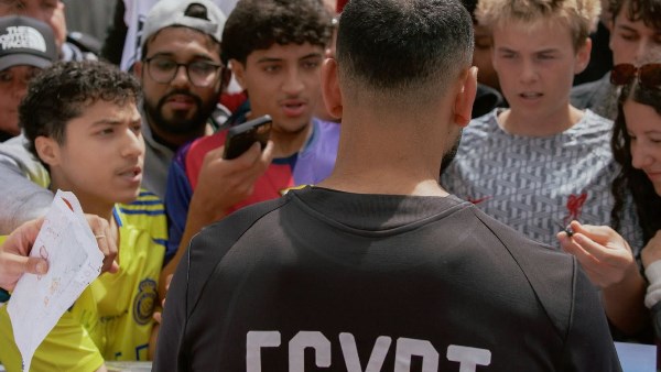 الفراعنة بالمونديال .. الجميع سعيد في حضرة الملك المصري محمد صلاح
                                                
                                                
                                                    11/06/2026 09:19 م
                                                
                                                
                                                    خطف محمد صلاح، قائد منتخب مصر، الأنظار خلال تواجد بعثة الفراعنة في الولايات المتحدة الأمريكية استعدادًا