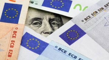 اليورو يتماسك فوق أدنى مستوى فى 13 شهراً وسط تراجع الضغوط البيعية