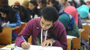 اليوم.. 922 ألف طالب يؤدون امتحانات التربية الدينية والوطنية
  منذ أقل من نصف ساعة
