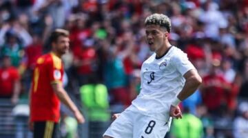 بعد التعادل أمام بلجيكا.. ترتيب مجموعة مصر في كأس العالم 2026
                                                
                                                
                                                    16/06/2026 12:11 ص
                                                
                                                
                                                    استهل منتخب مصر مشواره في بطولة كأس العالم 2026 بحصد نقطة ثمينة بعدما فرض التعادل الإيجابي بهدف لكل فريق أمام منتخب بلجيكا، في اللقاء الذي جمع المنتخبين مساء الإثنين ضمن منافسات الجولة الأولى من المجم