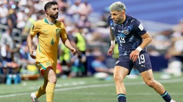تعادل باراجواي وأستراليا يؤجل تأهل منتخب مصر رسميا لدور الـ32 بكأس العالم
                                                
                                                
                                                    26/06/2026 07:31 ص
                                                
                                                
                                                    انتهت مواجهة باراجواي وأستراليا بالتعادل السلبي دون أهداف، في المباراة التي جمعتهما على ملعب سان فرانسيسكو ضمن منافسات الجولة الثالثة والأخيرة من دور المجموعات في بطولة كأس العالم 2026.