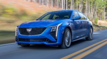 تعرف على أسعار كاديلاك CT5 موديل 2026 في السعودية ومواصفات السيارة الفاخرة الجديدة كليا