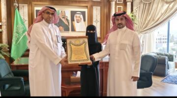 تكريم طالبة من تعليم عسير لتميزها في الابتكار وتمثيل المملكة عالميًا