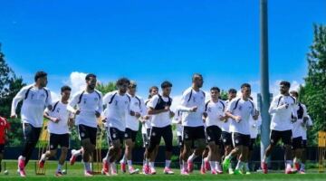 جلسات مكثفة من حسام حسن لتحفيز لاعبي منتخب مصر.. وتريزيجيه كلمة السر أمام نيوزيلندا
  منذ ثلث ساعة