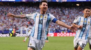 جمال الغندور: ميسى يستحق الطرد في مباراة الجزائر للعب العنيف
                                                
                                                
                                                    17/06/2026 11:24 ص
                                                
                                                
                                                    علق جمال الغندور رئيس لجنة الحكام السابق  علي أحداث مباراة منتخب الأرجنتين و الجزائر عبر صفحته الشخصية بموقع التواصل الاجتماعي فيسبوك..