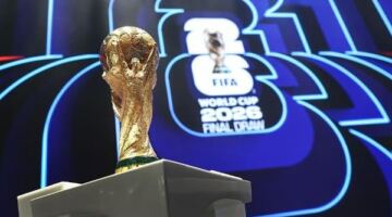 حسم أول مباراة في دور الـ 32 بكأس العالم ..و4 مواجهات محتملة
                                                
                                                
                                                    25/06/2026 02:10 م
                                                
                                                
                                                    أنتهت منافسات دور المجموعات من بطولة كأس العالم لـ المجموعات الثلاثة الأولى لحسم 8 منتخبات التأهل لدور الـ 32 بالمونديال