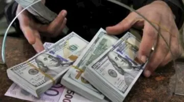 خبير اقتصادي: تحويلات المصريين بالخارج ترتفع إلى 34.9 مليار دولار