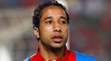 دروجبا: بحسبن على خالد بيبو في كل صلاة
                                                
                                                
                                                    02/06/2026 02:45 ص
                                                
                                                
                                                    أكد أحمد حسن «دروجبا»، لاعب الأهلي السابق، أن عملية اختيار المدربين داخل قطاعات الناشئين في بعض الأندية المصرية لا تتم دائمًا على أساس الكفاءة …