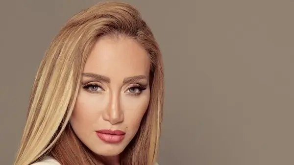 ريهام سعيد تعلن عودتها لزوجها.. وتحذف منشور الطلاق
