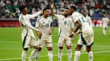 سالم الدوسري يقود تشكيل السعودية أمام أوروجواي في كأس العالم
                                                
                                                
                                                    16/06/2026 12:28 ص
                                                
                                                
                                                    أعلن المدير الفني لمنتخب السعودية، اليوناني جورجيوس دونيس، التشكيل الرسمي الذي سيخوض به مواجهة منتخب أوروجواي، ضمن منافسات الجولة الأولى من دور المجموعات في بطولة كأس العالم 2026، في لقاء يسعى خلاله ا