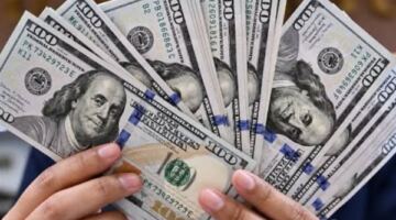 سعر الدولار اليوم.. تراجع جديد في البنوك و”الأخضر” يواصل الهبوط أمام الجنيه