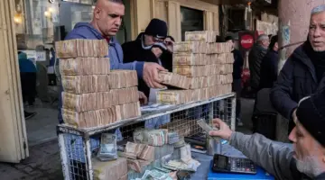 سعر الدولار في العراق اليوم الثلاثاء 20/1/2026.. استقرار رسمي وموازٍ