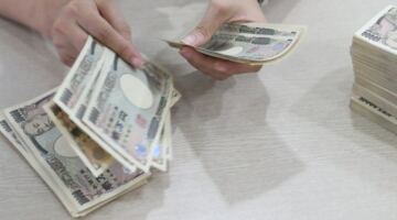 سعر صرف الدولار الأمريكي اليوم، 29 يونيو 2026: يحافظ على زخمه التصاعدي بينما يتراجع الين الياباني بشكل حاد.