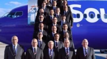 شاهد الظهور الرسمي لبعثة منتخب مصر قبل المواجهة الأولي فى كأس العالم