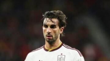 فيران توريس: تمثيل منتخب إسبانيا مصدر فخر واعتزاز
                                                
                                                
                                                    05/06/2026 01:39 ص
                                                
                                                
                                                    أعرب فيران توريس، مهاجم منتخب إسبانيا، عن سعادته الكبيرة بارتداء قميص منتخب بلاده، مؤكداً أن تمثيل الوطن يعد مصدر فخر واعتزاز لأي لاعب. وأوضح أن كل ظهور له مع المنتخب يحمل قيمة خاصة، مشيراً إلى أن تسج