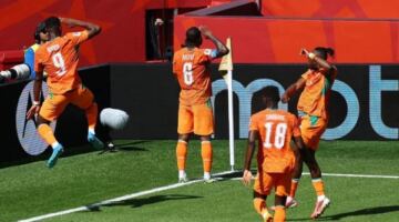 كأس العالم 2026 | كوت ديفوار تتقدم علي ألمانيا بهدف في الشوط الأول
                                                
                                                
                                                    20/06/2026 11:58 م
                                                
                                                
                                                    تفوق منتخب كوت ديفوار علي ألمانيا بهدف نظيف ، في الشوط الأول، في المباراة التى تجمع المنتخبين حاليا علي ملعب إستاد بي إم أو في الجولة الثانية من دور المجموعات ضمن منافسات كأس العالم 2026.