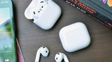 كيف تستخدم AirPods للتحكم فى كاميرا الآيفون.. خطوات