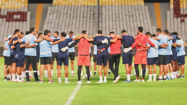ليلة لم تنم فيها بورسعيد.. جماهير المصري تحتفل بكأس عاصمة مصر حتى الصباح
                                                
                                                
                                                    09/06/2026 05:36 ص
                                                
                                                
                                                    أكد الحسيني أبو قمر، نائب رئيس النادي المصري البورسعيدي، سعادته الكبيرة بتتويج فريقه بلقب كأس عاصمة مصر، مشيدًا بالدور الذي لعبته جماهير النادي في
