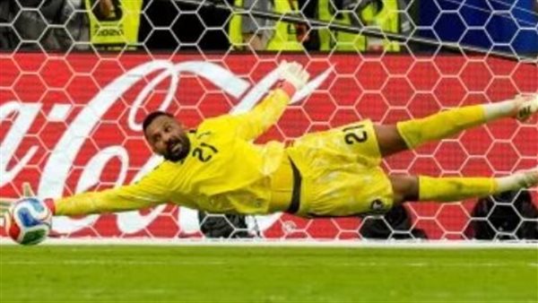 محمد العويس يسجل رقما قياسيا كأكثر الحراس تصديًا فى مباراة واحدة بمونديال 2026
  منذ ثلث ساعة