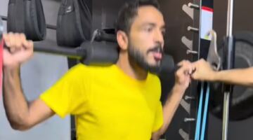 محمود كهربا يستعرض قوته بتمارين رياضية داخل الجيم
                                                
                                                
                                                    19/06/2026 02:39 م
                                                
                                                
                                                    شارك اللاعب محمود كهربا،  فيديو عبر حسابه الشخصي على موقع التواصل الاجتماعي انستجرام.