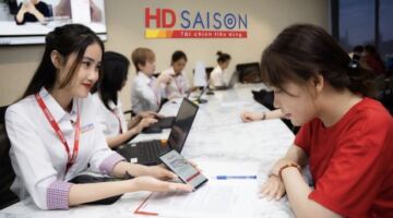 “محو الأمية الرقمية للجماهير” – معرض HD SAISON يقرب التمويل الرقمي من العمال.