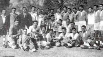 من 1934 إلى قطر 2022| الكرة العربية تكتب تاريخها في المونديال.. مصر تفتح البوابة الأولى والمغرب صاحبة الابتسامة الكبرى
                                                
                                                
                                                    03/06/2026 01:00 م
                                                
                                                
                                                    على امتداد أكثر من تسعين عاماً من المشاركة العربية في كأس العالم لم تكن رحلة المنتخبات العربية مجرد حضور شرفي على أكبر مسرح كروي في العالم بل سلسلة