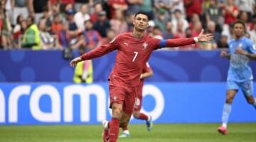 من متهم بالأنانية إلى ملك الأرقام القياسية.. رونالدو يرد بطريقته ويكتب فصلًا جديدًا في تاريخ كأس العالم
                                                
                                                
                                                    24/06/2026 01:30 م
                                                
                                                
                                                    لم يحتج كريستيانو رونالدو إلى مؤتمر صحفي أو تصريحات نارية للرد على الانتقادات التي لاحقته بعد تعادل البرتغال أمام الكونغو في افتتاح مشوارها بالمونديال.