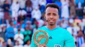 منع حكم صومالي من دخول الولايات المتحدة يحرمه من المشاركة في كأس العالم 2026
                                                
                                                
                                                    08/06/2026 06:53 م
                                                
                                                
                                                    تعرض الحكم الدولي الصومالي عمر عبد القادر أرطان لصدمة كبيرة بعدما مُنع من دخول الولايات المتحدة الأمريكية، الأمر الذي أدى إلى استبعاده من المشاركة في إدارة مباريات بطولة كأس العالم 2026