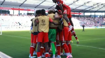 موعد مباراة كندا ضد جنوب أفريقيا في دور الـ32 بكأس العالم