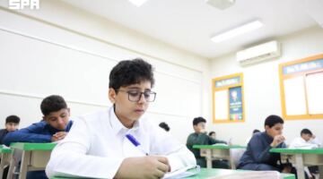 هواتف إرشادية ودعم نفسي للطلاب خلال فترة الاختبارات