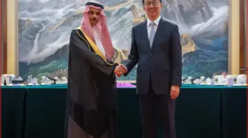 وزير الخارجية يناقش مع نائب الرئيس الصيني مستجدات الأوضاع