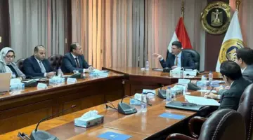 وزير الصناعة يُكلف بحصر الأصول الحكومية غير المستغلة والمصانع المغلقة بالصعيد