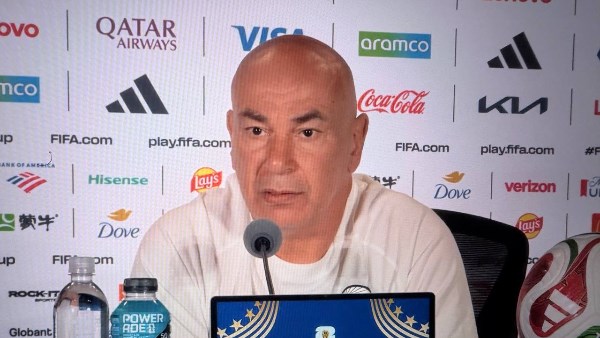 ياسر ريان : حسام حسن تفوق على " جارسيا" تكتيكياً
                                                
                                                
                                                    16/06/2026 04:33 م
                                                
                                                
                                                    أشاد، ياسر ريان ، لاعب المنتخب الوطني والأهلي السابق، بأداء المنتخب تحت قيادة حسام