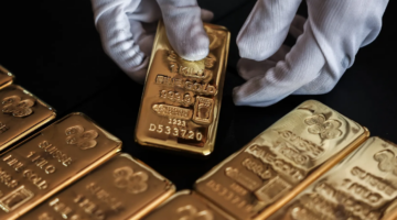 يسارع الناس لبيع الذهب، مما يضع تايلاند في موقف صعب: يجب على البنك المركزي التدخل.