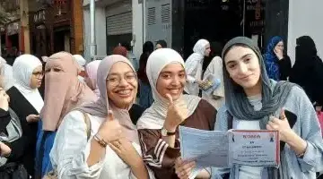 طلاب الثانوية العامة يؤدون امتحانات الكيمياء والجغرافيا اليوم
