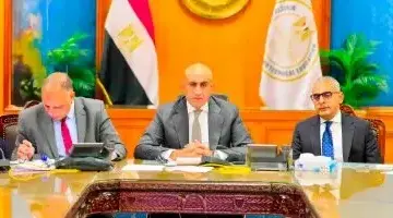 وزير التعليم يتابع سير امتحانات الثانوية العامة من غرفة العمليات